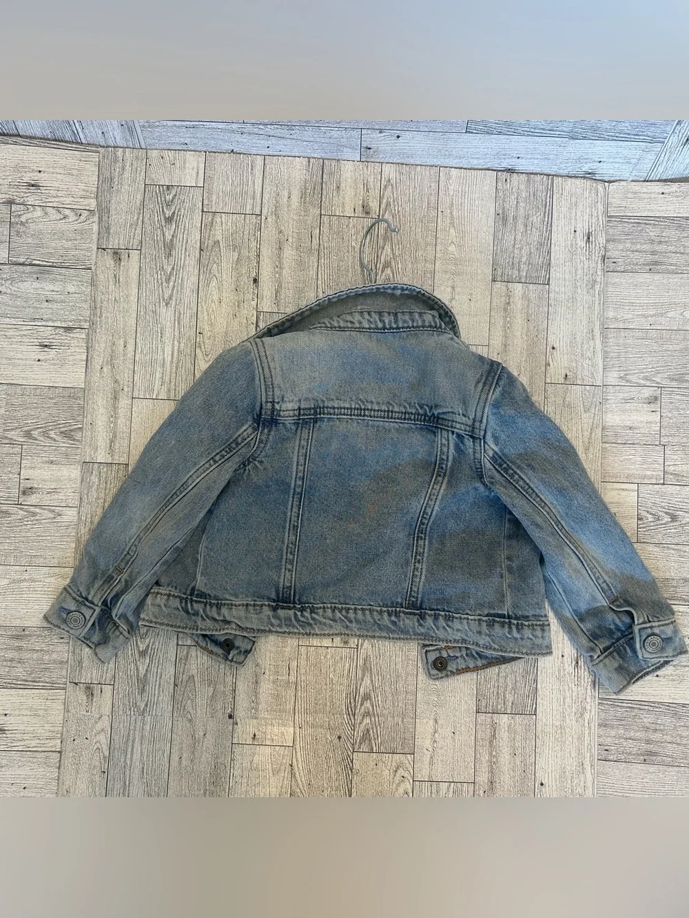 Baby GAP Kids Light Wash Denim Jacket 2years.
